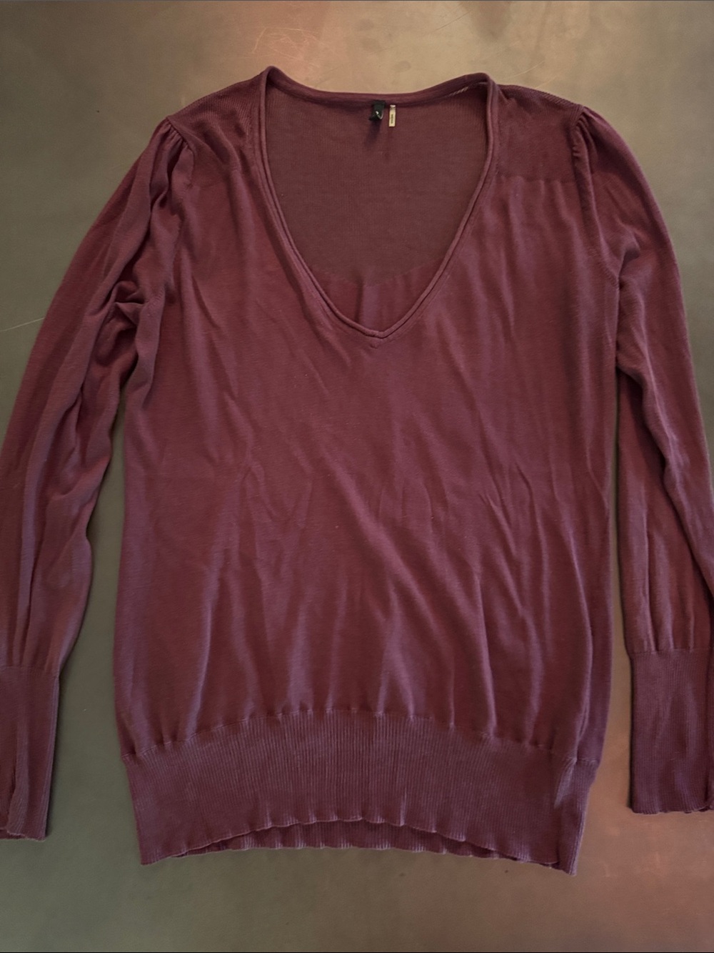 7 For All Mankind Women's V-Neck Sweater in Plum